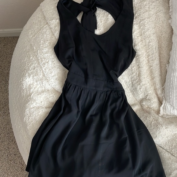 White strapless short dress - Picture 2 of 3